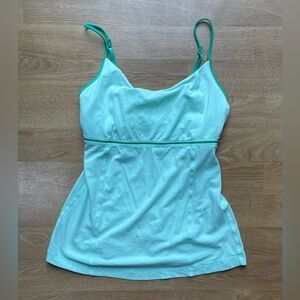 Green Lululemon tank with built in sports bra